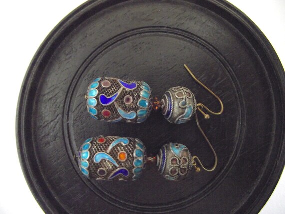 Antique Chinese Pierced Filigree Enamel Earrings … - image 6