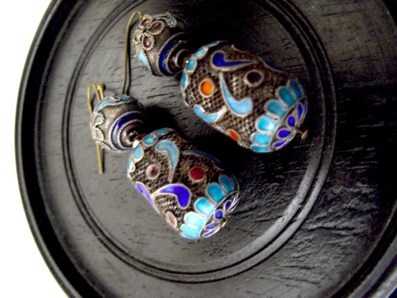 Antique Chinese Pierced Filigree Enamel Earrings … - image 4