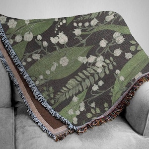 Botanical Woven Blanket For Her. Birthday gift Plant Lady, Botanist, Gardener. Dark cottagecore home decor with White flowers and green leaf