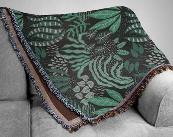 Plant blanket with house plant leaves. Black and green plant Woven Blanket. Botanical woven blanket. Leaf Woven Blanket. Gift for plant dad.