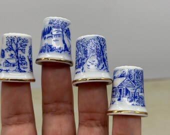 Vintage Handpainted Blue White Porcelain Thimble Made In Japan