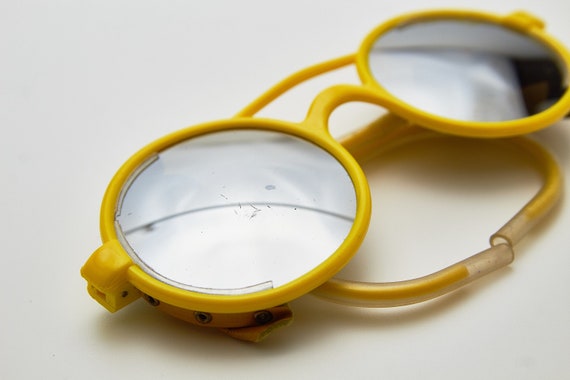 Vintage Man SunGlasses MARTI Yellow Round Silver … - image 10