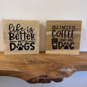 Gravierte Hundezeichen