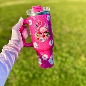 40 oz flamingo tumbler| tropical tumbler| hibiscus flower tumbler| Hawaiian tumbler| summer tumbler| pink tumbler| Mother’s Day tumbler