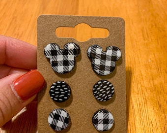 Plaid Mickey Mouse Stud Set