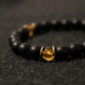 Matte Black Onyx and Amber Bracelet,Balance Bracelet,Mens Bracelet,Stretch Bracelet,Gemstone Bracelet,Healing Bracelet,Men gifts