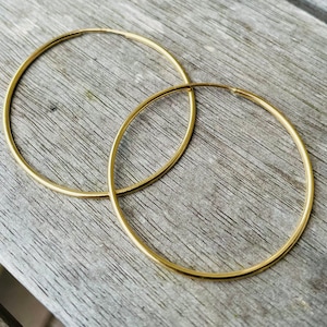 14K Gold Filled Hoop Earrings: Classic Everyday Style