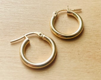 14kt Gold Sleeper Earrings - UK 14kt Gold Sleeper Earrings - UK