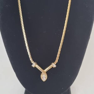Attwood and Sawyer vintage 1980s gold Tone neclace