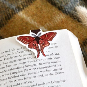 Marque-page magnétique « Moth » aux couleurs automnales | Cadeau unique pour lui et elle | Feuilles d'automne | Accessoires de lecture Kawaii