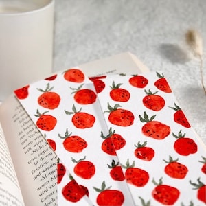 Marque-page fait main « Fraises » avec aquarelle | conçu d'un seul côté | Accessoires de livre mignons