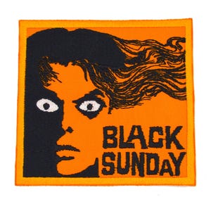Parche bordado de 3.5 pulgadas para planchar o coser, "Domingo Negro", película de terror clásica