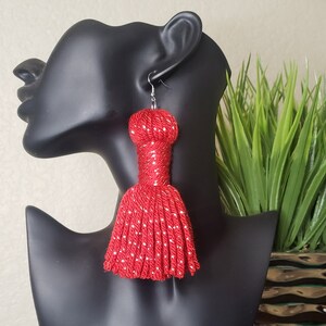 Yarn Earrings, statement earrings, bold earrings, long earrings, handmade jewelry, trendy earrings, lightweight earrings, fabric earrings