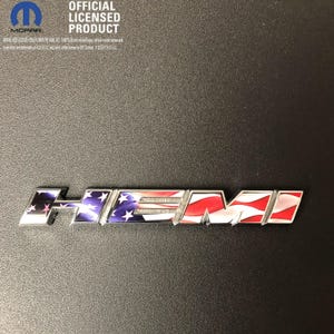 Dodge HEMI Fender Emblem Einsatz Aufkleber L & R AMERIKANISCHE Flagge Passend für 2011-2019 Challenger Ladegerät Durango