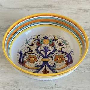 Rich Deruta Salad Bowl