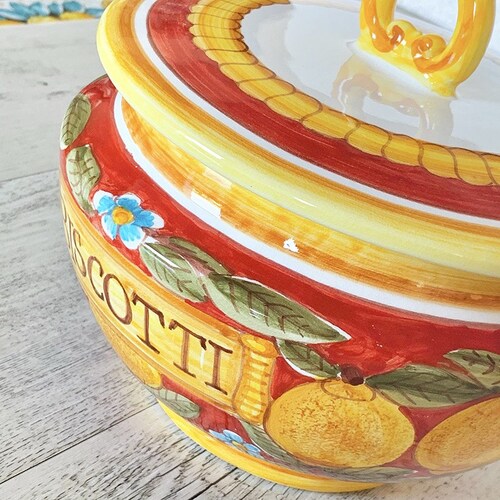 Biscuit maker shops 22x22x20 Positano Red