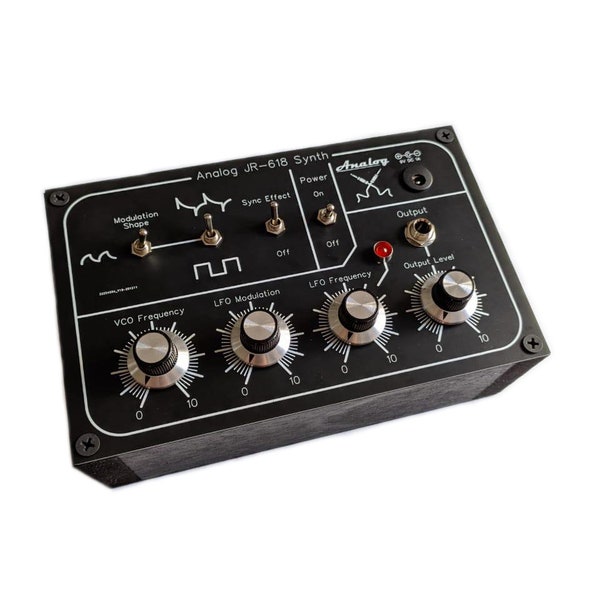 Analog Synthesizer JR-618 Synth