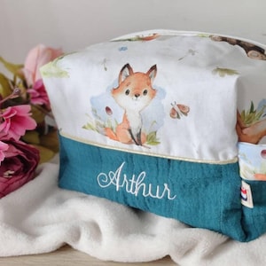 Trousse de toilette bébé personnalisée / idée cadeau / cadeau de naissance bébé personnalisé /  couverture doudou bain bébé