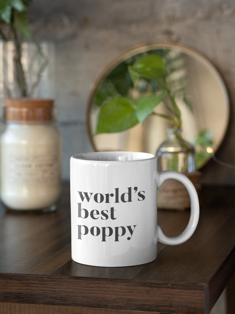 Meilleure tasse à café au pavot au monde Idée cadeau danniversaire poppy pour Poppy Nouveau mug de coquelicot Une tasse de coquelicot minimale pour le meilleur coquelicot de tous les temps image 1