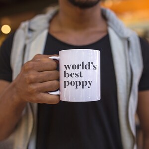 Meilleure tasse à café au pavot au monde Idée cadeau danniversaire poppy pour Poppy Nouveau mug de coquelicot Une tasse de coquelicot minimale pour le meilleur coquelicot de tous les temps image 2