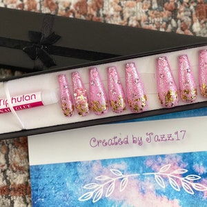 Pink Glitter Gold Chips Gummy Bears Glow-in-the-Dark Press On Nails | Fake Nails | Glue On Nails | Stick On Nails