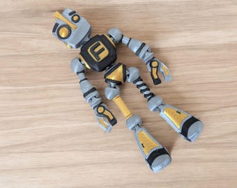Robot fidget toy, desk buddy, 3d printed figurines, articulated animal, robot gifts for men, robot desk decor for dorm, grad gift for him