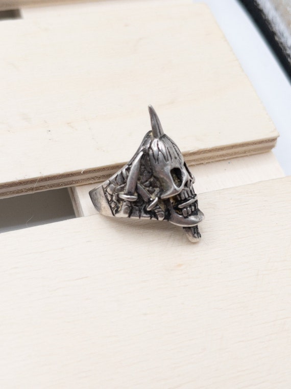 Vintage Ring - Dagger and Skull - Size 5 - 1980s … - image 6