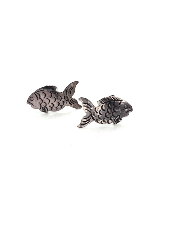 Vintage Silver Earrings - Fish/ Pisces Design - 1… - image 4