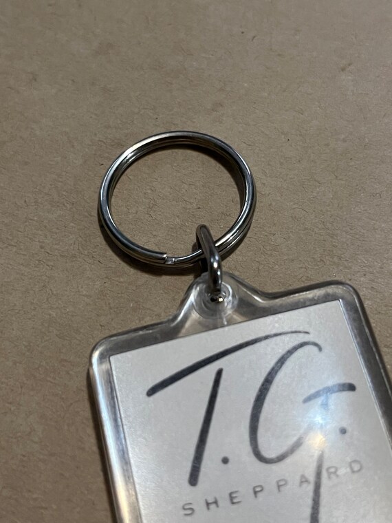 Vintage Plastic Keychain T.G. Sheppard Made in th… Gem