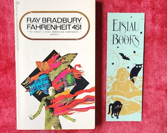 Fahrenheit 451. Ray Bradbury. Paperback Book. 1969 Reprint. Bob Pepper cover Art.