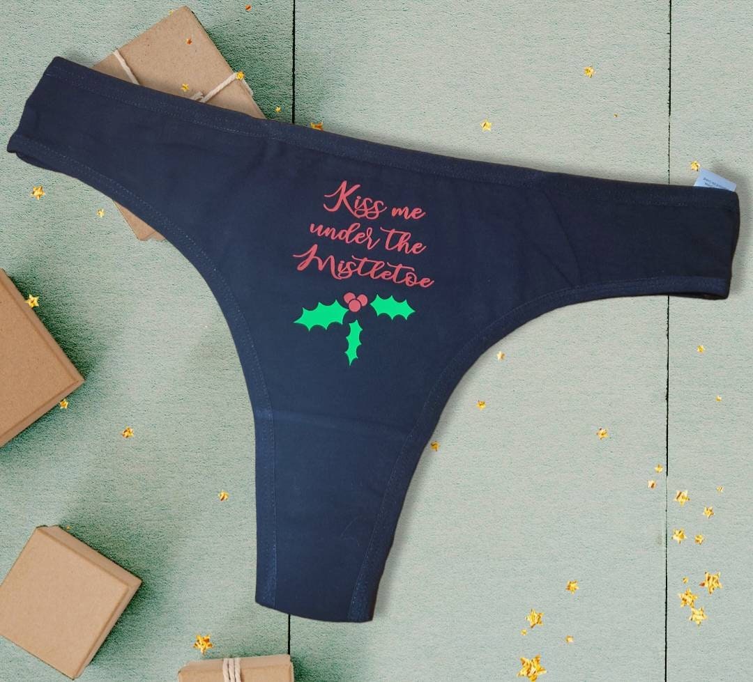 Christmas Knickers - Kiss Me Under The Mistletoe with FREE UK Delivery