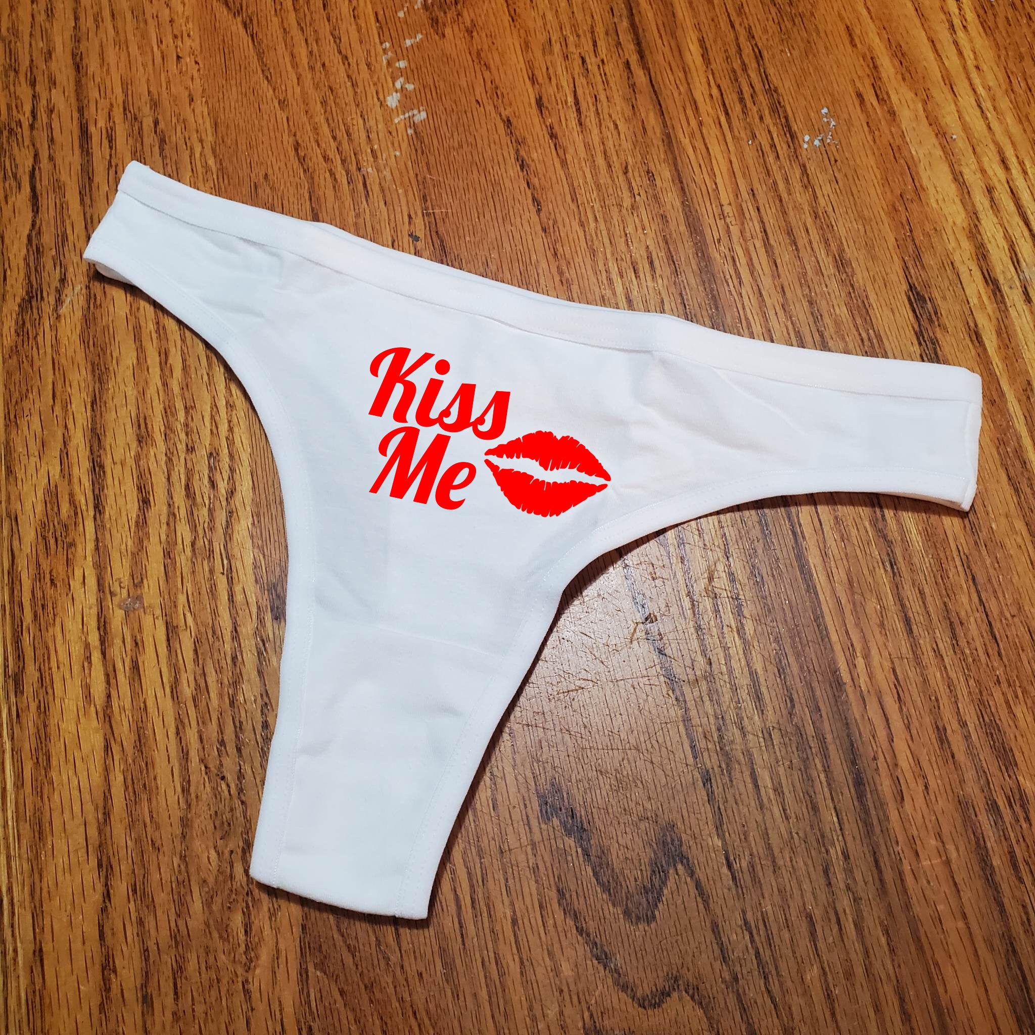 Kiss me under the holly Plus Size Red Thong, Christmas Underwear, * FAST  SHIPPING * - Sizes X, XL, 2XL, 3XL and 4XL