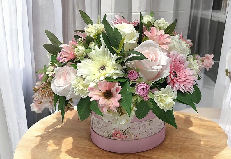 Pink Ivory Flower Arrangement in Hat Box, Mothers Day Gift, Anniversary gift, Birthday Gift, Elegant Home Decor, Gift for her, gift for mum