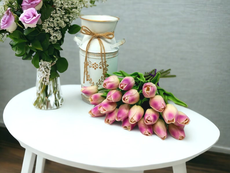 20 piezas de arreglo de tulipanes de toque real, pieza central de tulipanes, tulipanes falsos, flor del día de San Valentín, tulipán artificial, pieza central de boda, tulipán falso purple