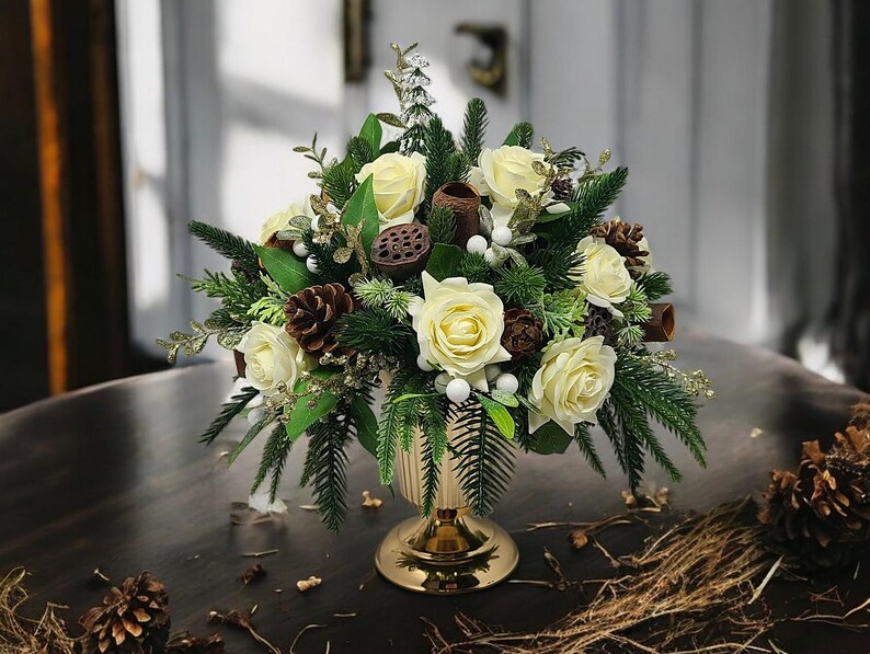 Large Classic Christmas Flower Arrangements, Table Centrepiece