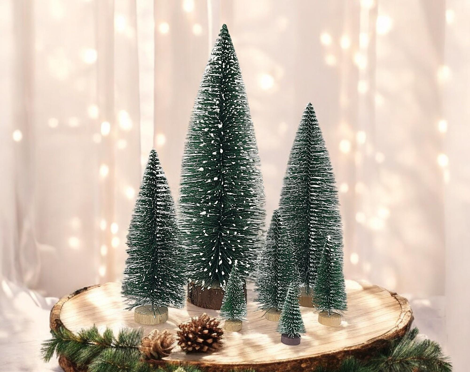 56 Mini Sapins De Noël Artificiels Avec Couronnes Et Boîtes - Décoration Table, Village Miniature, ABS