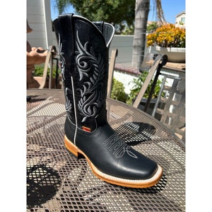 Women Western Embroidery Square Toe Black Boots