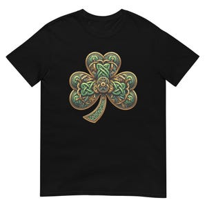 Celtic Knot Shamrock T-Shirt, Steampunk Design, Intricate Knotwork Tee, St Patrick&#39;s Day Top, Mythical Symbol, Short-Sleeve Unisex T-Shirt