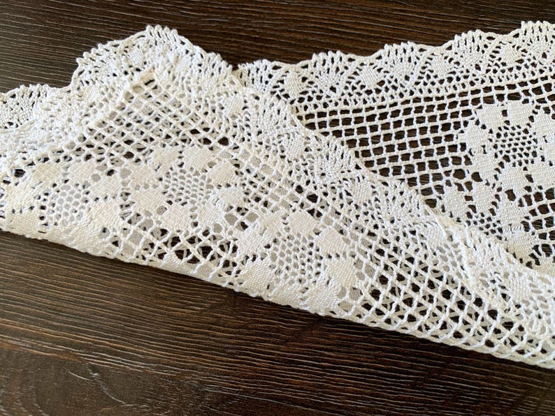 Vintage Rectangular Doily 16.5