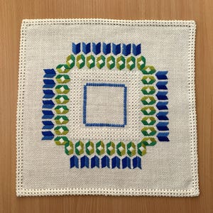 Vintage Square Cotton Doily 15.7 inch /40cm No defect, Hand Embroidery, Dresser, Coffee Table, Сushion Decor