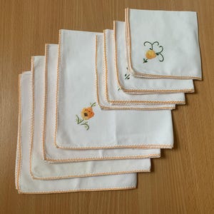 Set 8 Vintage Cotton Table Napkins for Fingers Hand Embroidery Flower Appliqued Table Decor Farmhouse Dinner Napkins Beautiful Table Setting