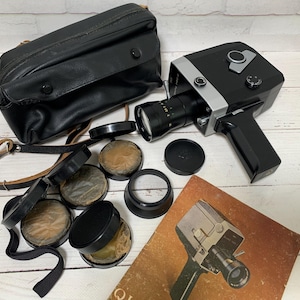 Vintage movie film camera Quartz 1x8S-2 Working condition narrow-film Super 8mm USSR Designed for shooting amateur black-white color films