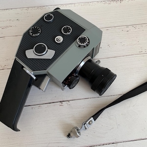 Vintage Movie Camera Quartz - 2x8S-3 Working Narrow Film Camera Collector&#39;s Cinema Camera Super 8 Format USSR 70s, Amateur Films