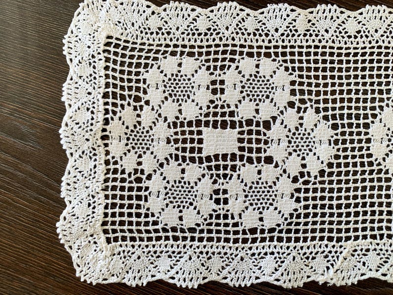 Vintage Rectangular Doily 16.5