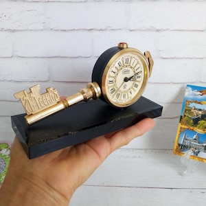 Vintage Table Alarm Clock Slava &quot;Key from Moscow&quot; USSR  80s Working Mechanical Alarm Clock Retro Home Decor Rare Alarm Clock Slava 11 Jewels