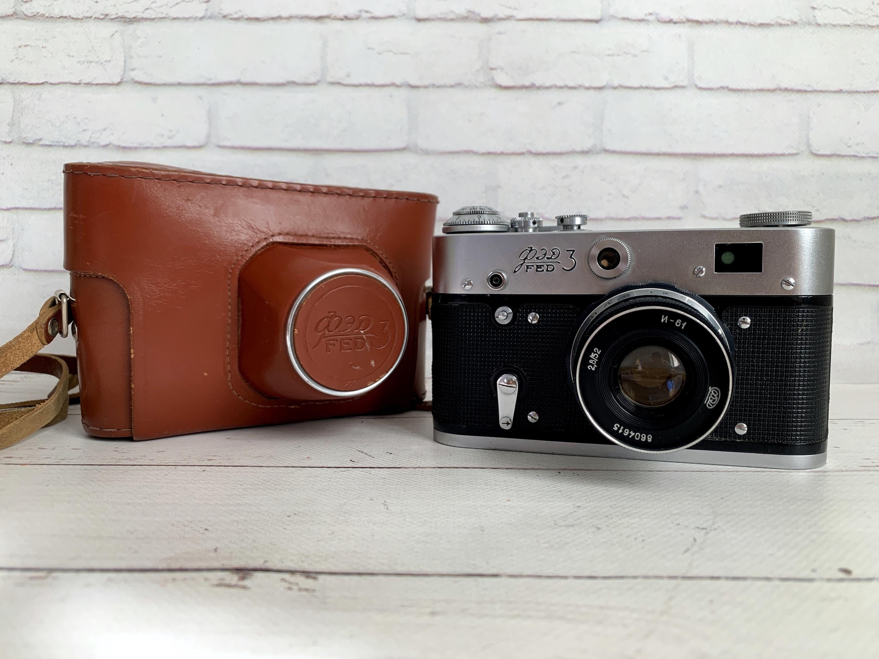 ヴィンテージのFED 3レンジファインダー35mmフィルムカメラ。動作状態