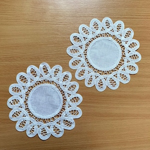 Set 2 Vintage Small Doilies, Belgian Lace, Cute Doily Coasters for Vase or Figurines, Beige Cute Round Doily, Drink Coaster Table Setting 7"