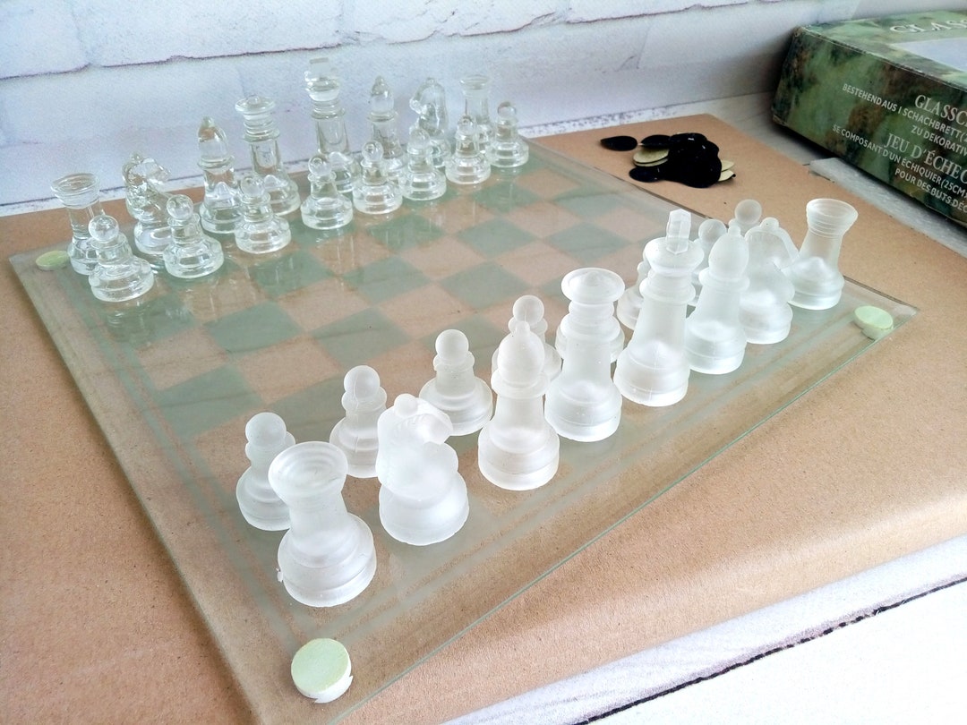 Vintage Glass Chess Set Classic Design 25 Cm X 25 Cm Chess Etsy