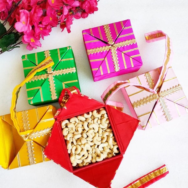 Indian Sweet Boxes for wedding return gift ,Indian Diwali Gift Box, Wedding Favor ladoo boxes, Indian Shagun Box for Bridesmaid/guests