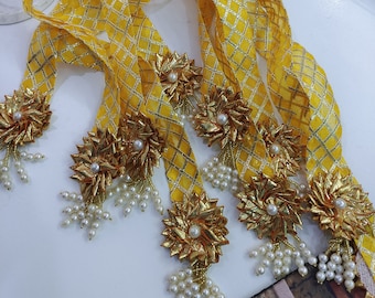 yellow milni haar welcome/ Milni mala : A Symbol of Love and Union for Your Special Day.Wedding maala,guest mala,Baraat gift,dupatta style